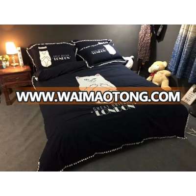 CHINA blanket factory 100% polyester black base white cat printed 4pc Quilted bedding set