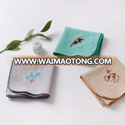 English LOGO embroidery 60*60cm children love cotton baby blanket