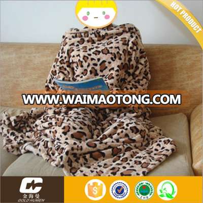 Polyester Coral Fleece Blanket TV Blanket With Sleeves