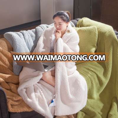 Hot selling 100% Polyester coral fleece stripe printed portable shawl blanket